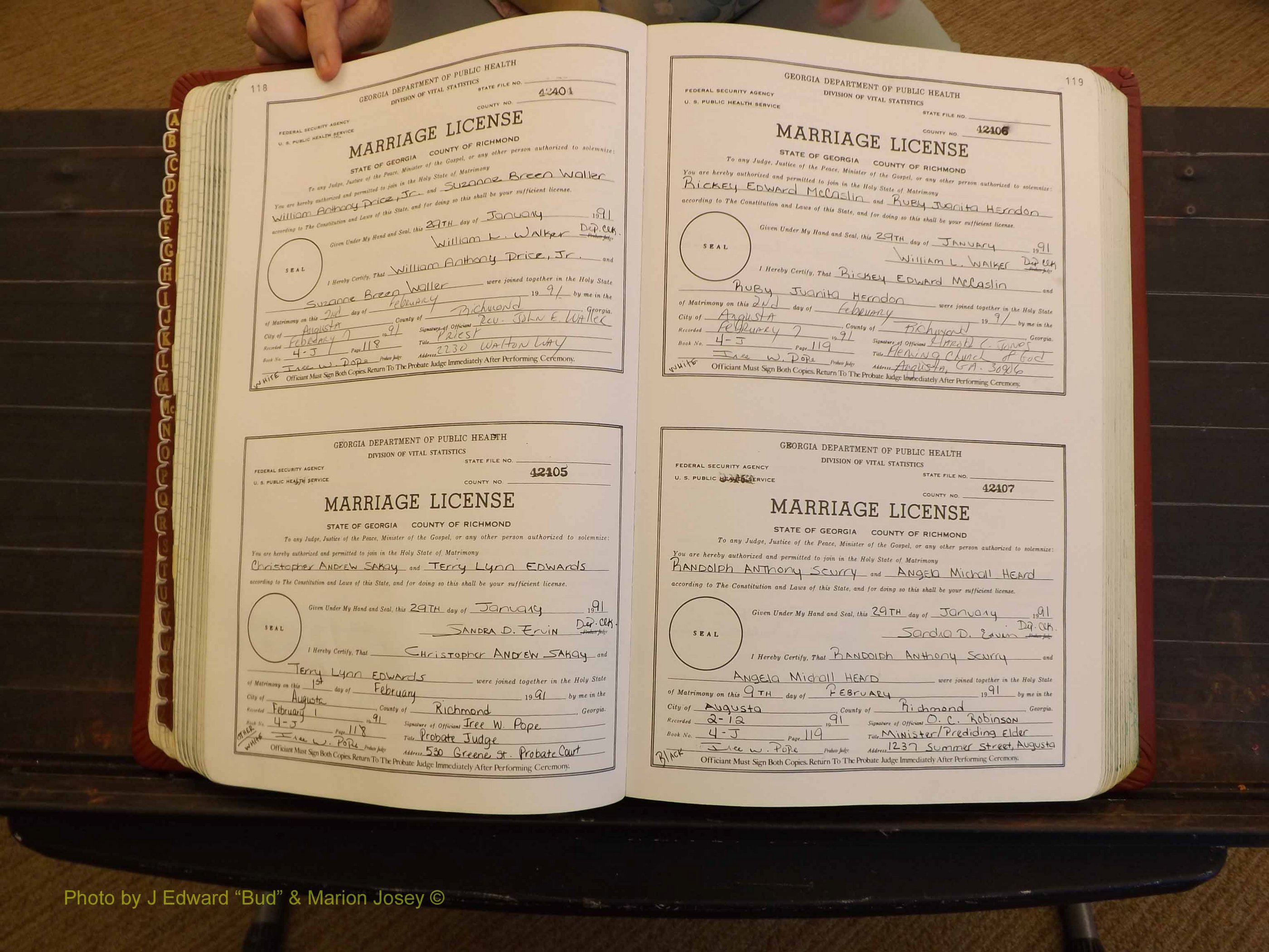 Richmond Marriages, 4J, 1990-1991 P 118-119.JPG