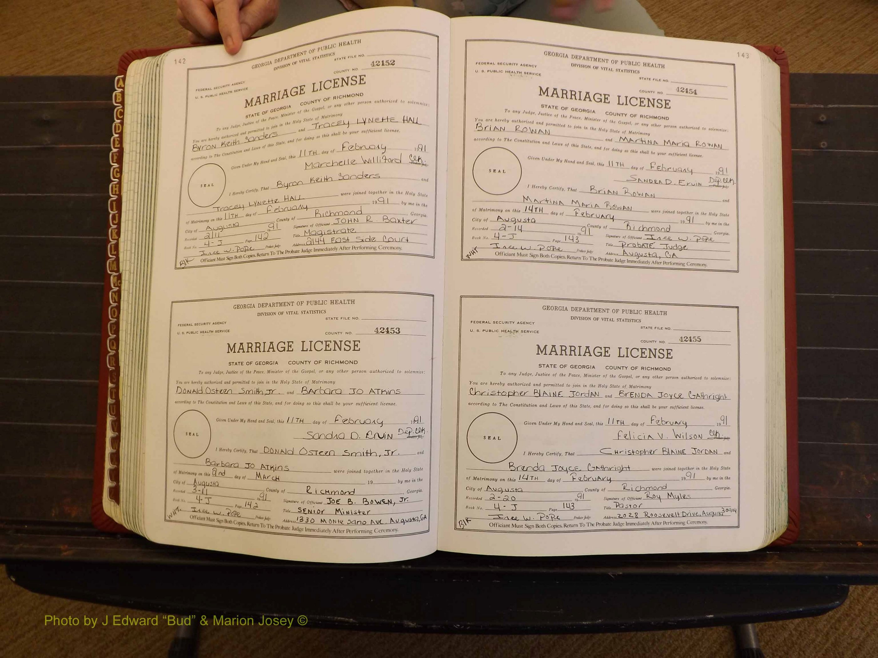 Richmond Marriages, 4J, 1990-1991 P 142-143.JPG