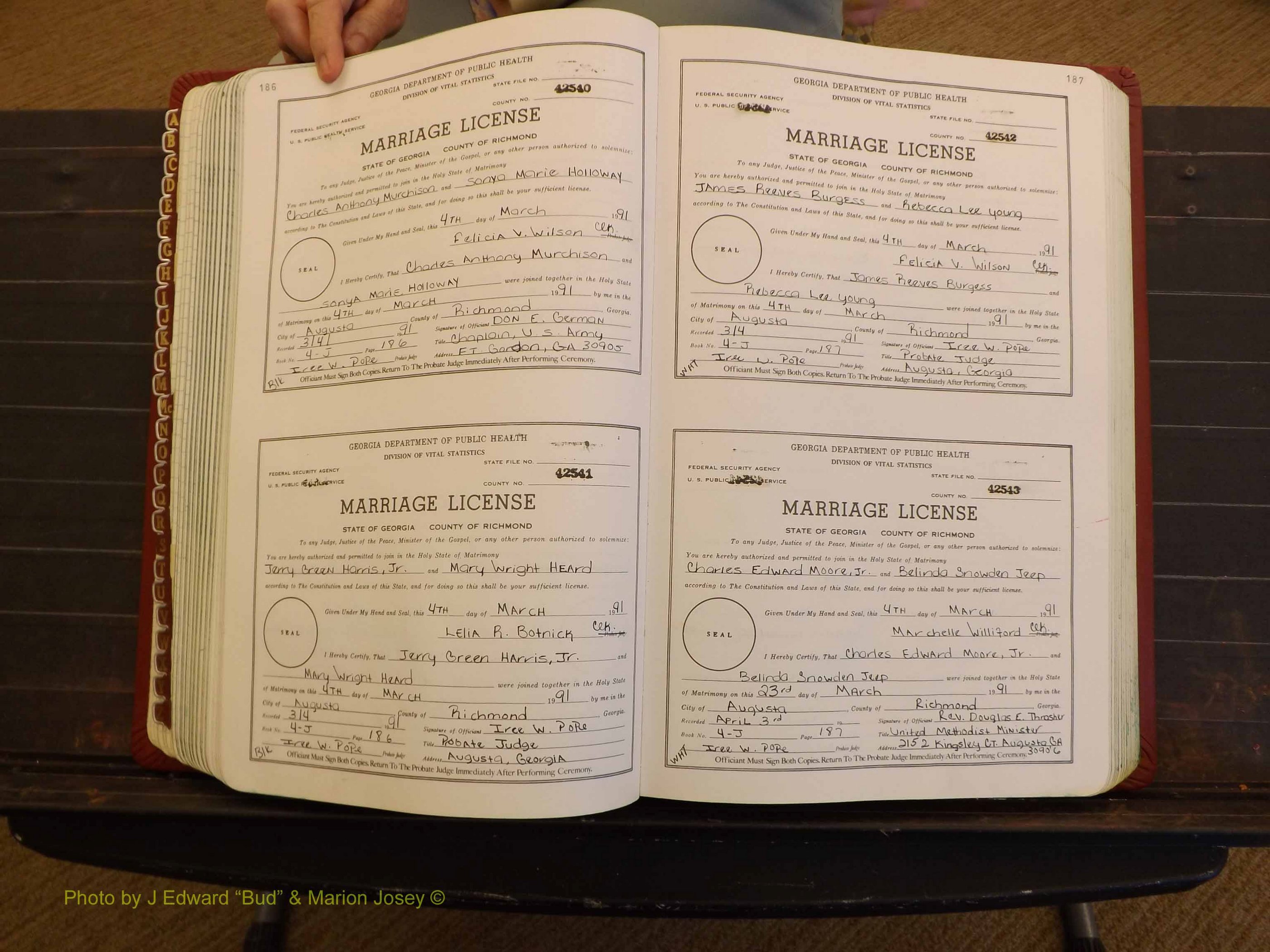 Richmond Marriages, 4J, 1990-1991 P 186-187.JPG