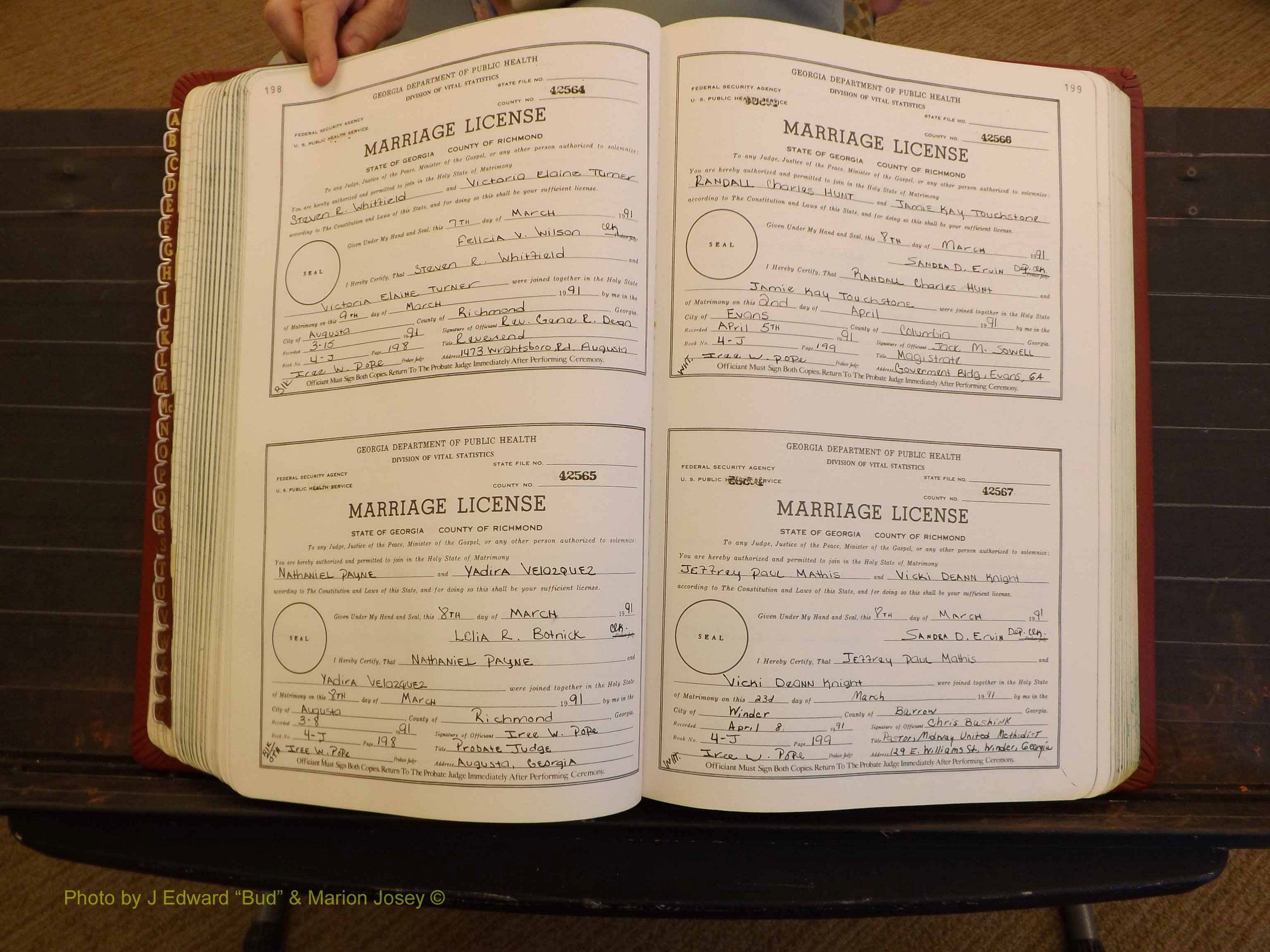 Richmond Marriages, 4J, 1990-1991 P 198-199.JPG