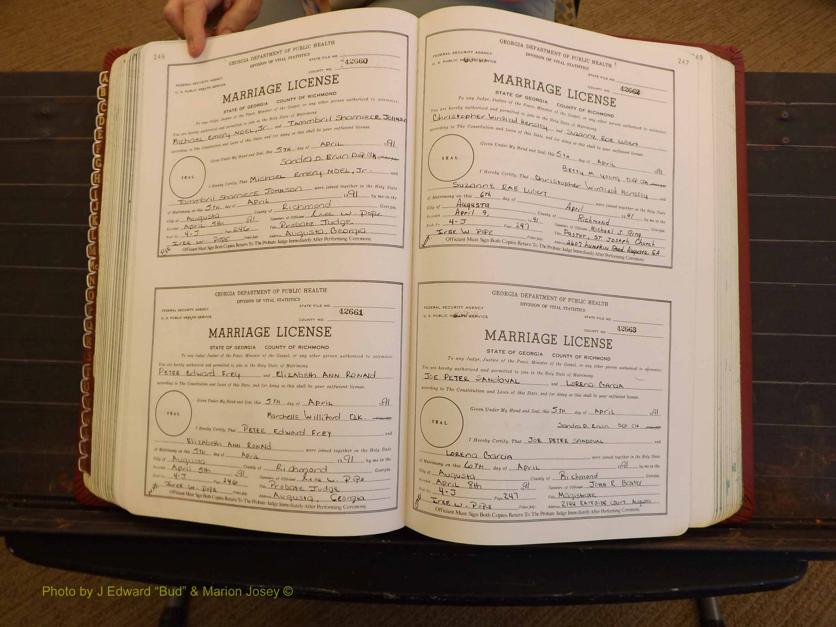 Richmond Marriages, 4J, 1990-1991 P 246-247.JPG