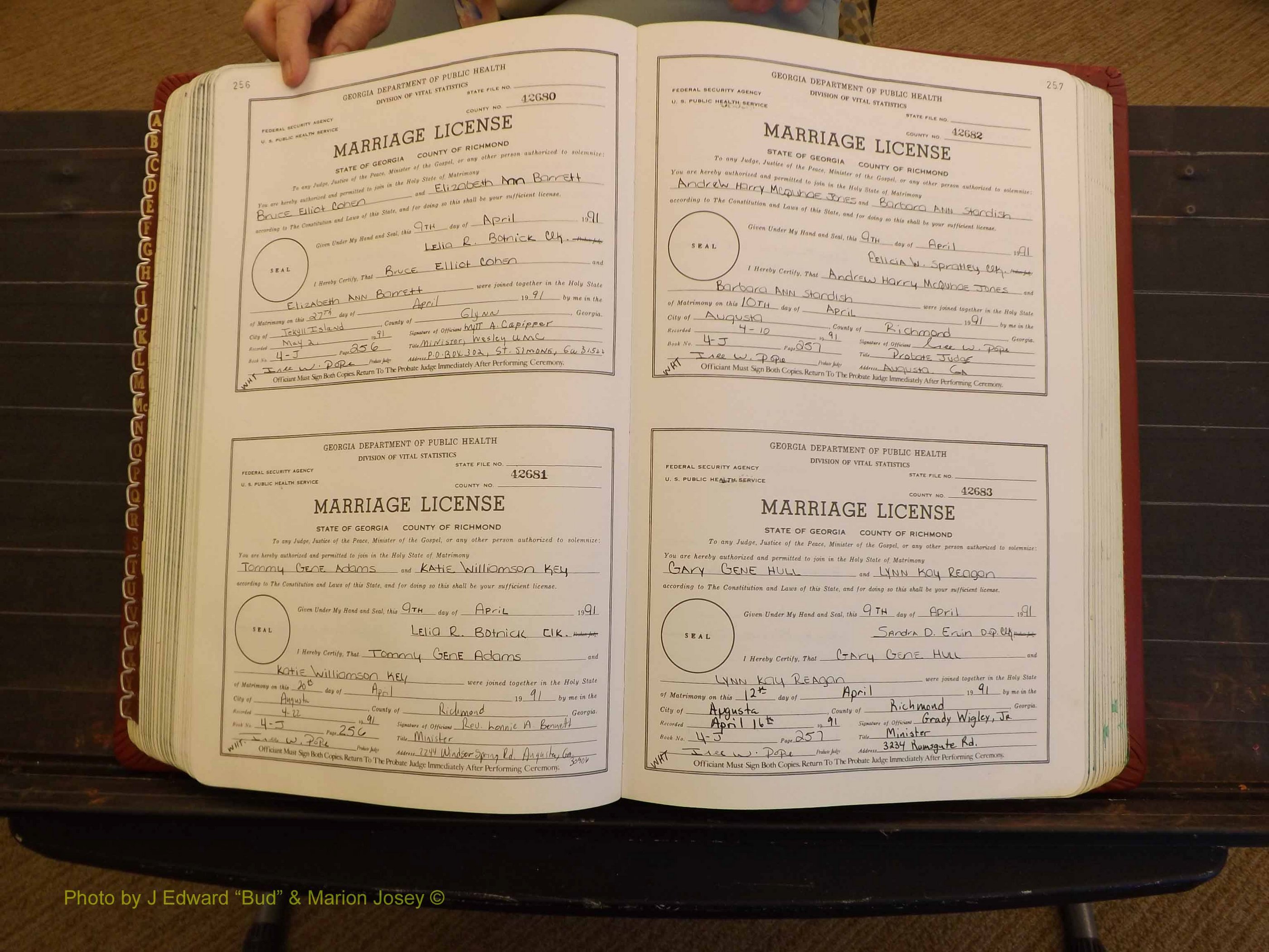 Richmond Marriages, 4J, 1990-1991 P 256-257.JPG