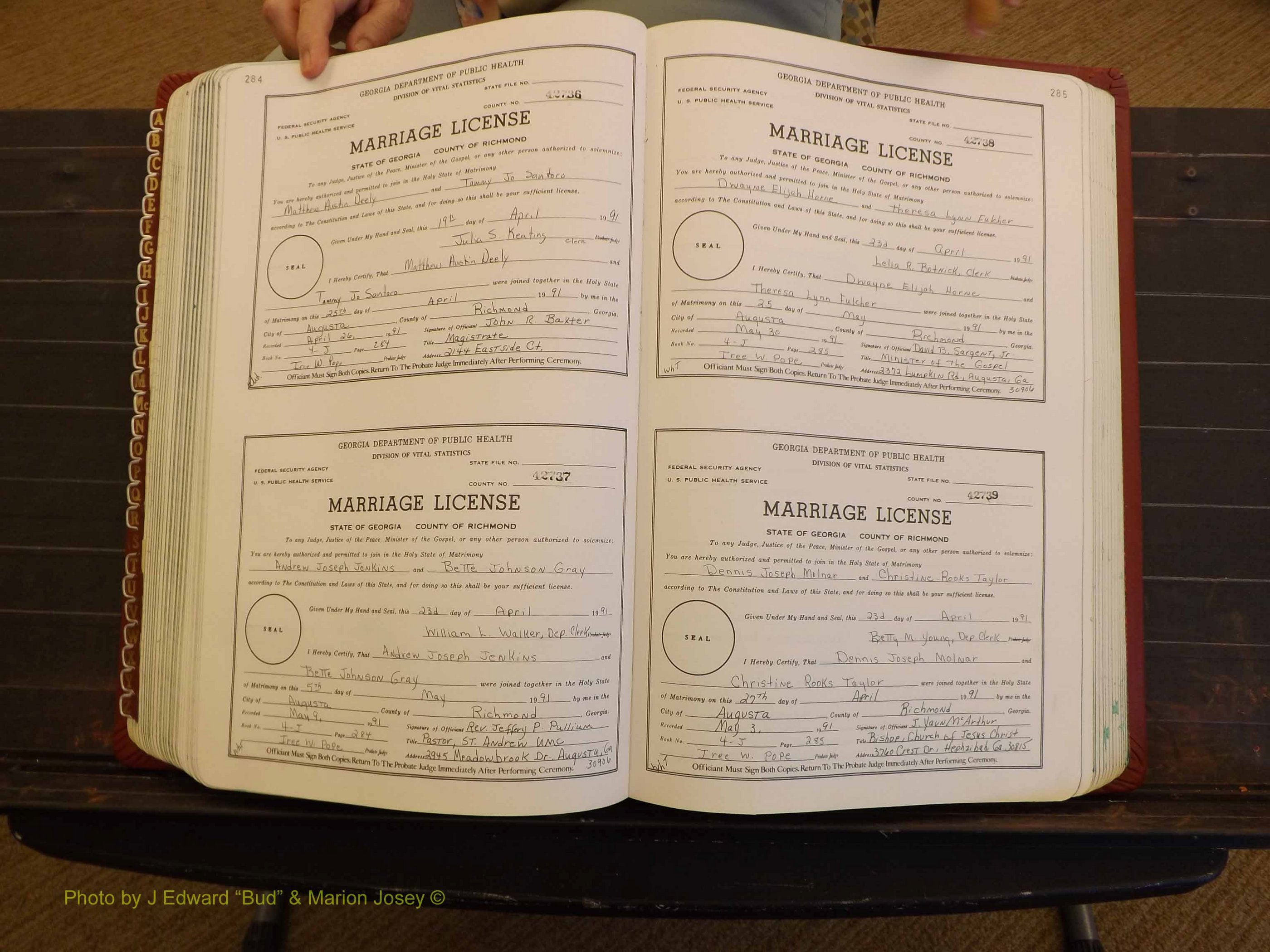 Richmond Marriages, 4J, 1990-1991 P 284-285.JPG