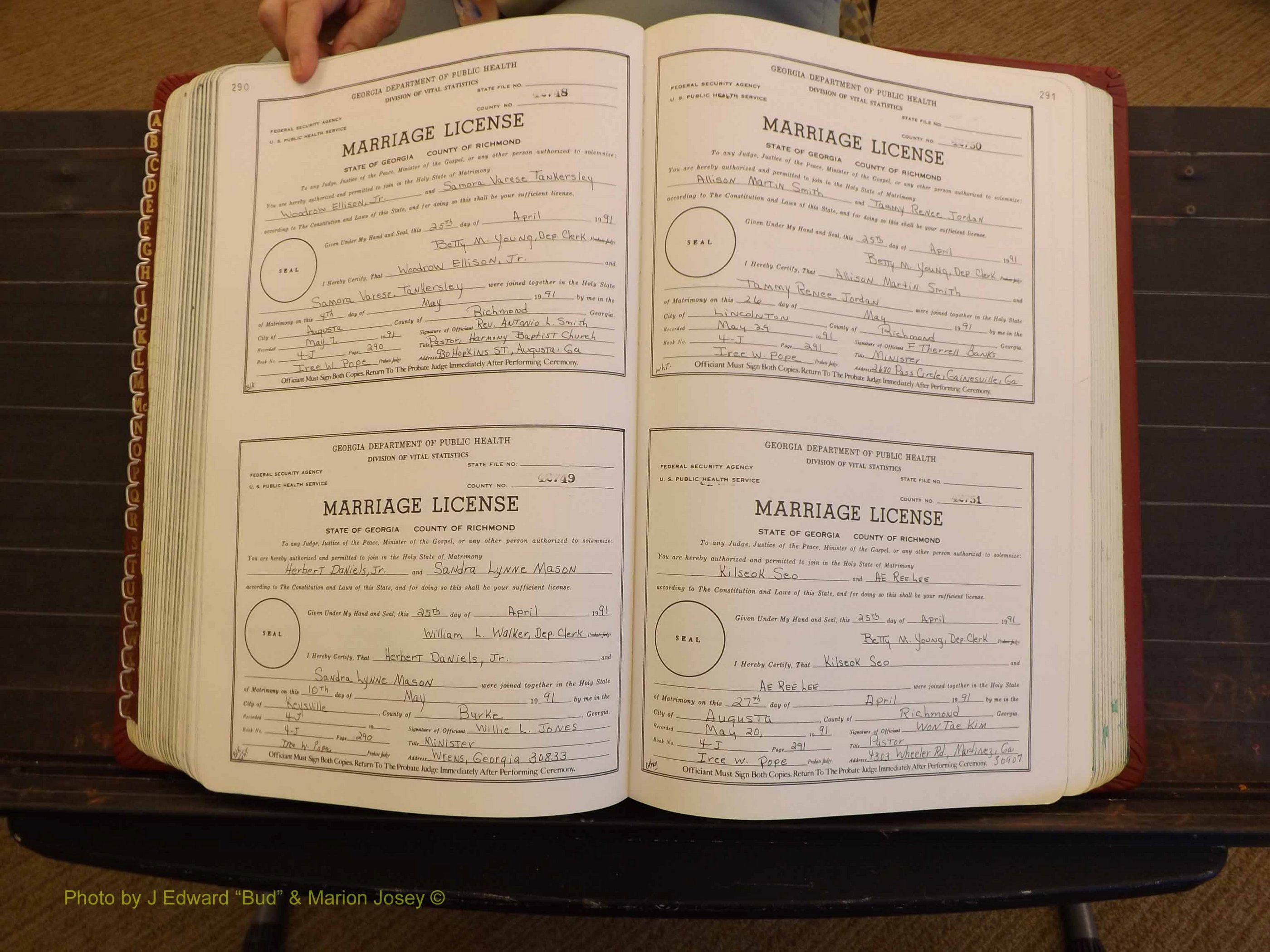 Richmond Marriages, 4J, 1990-1991 P 290-291.JPG