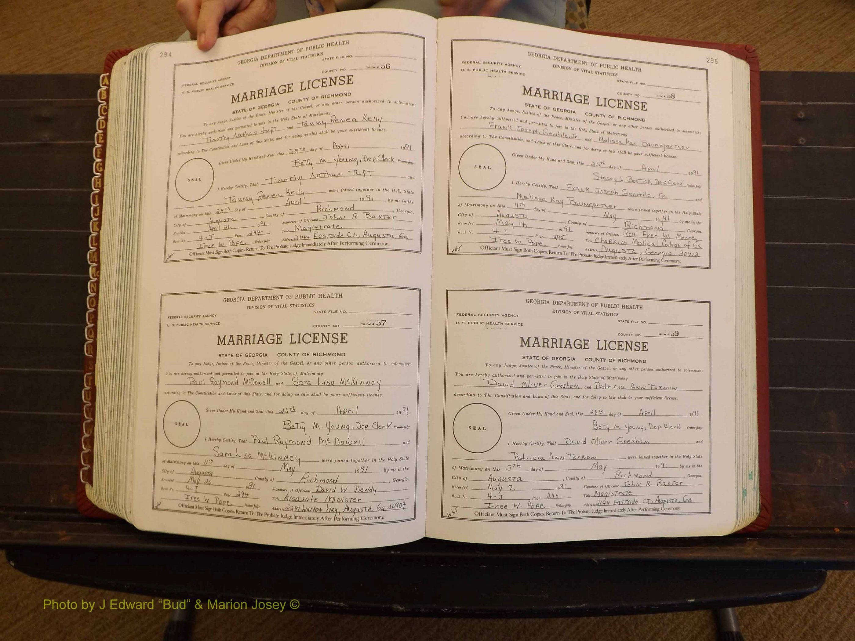 Richmond Marriages, 4J, 1990-1991 P 294-295.JPG