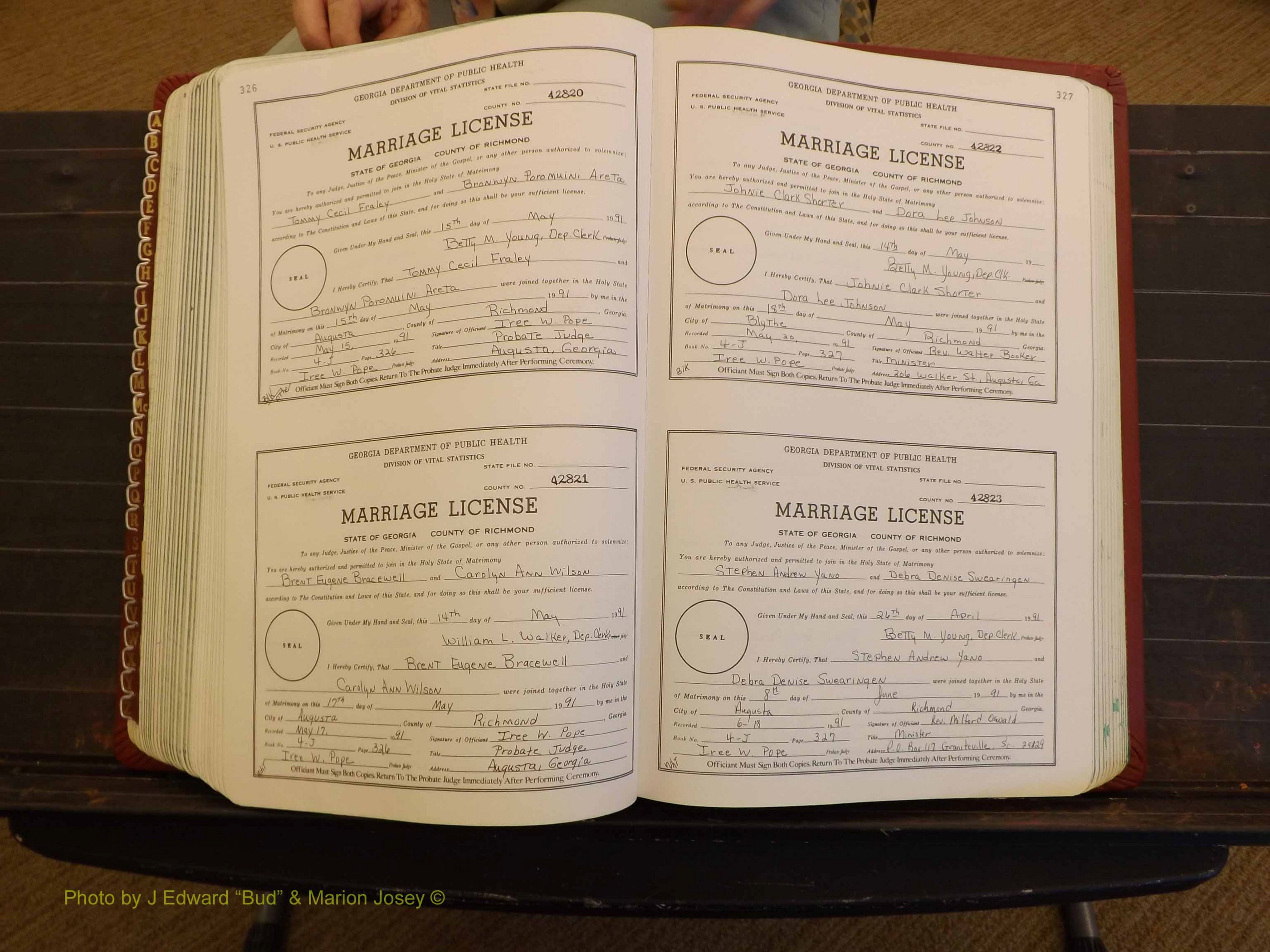 Richmond Marriages, 4J, 1990-1991 P 326-327.JPG