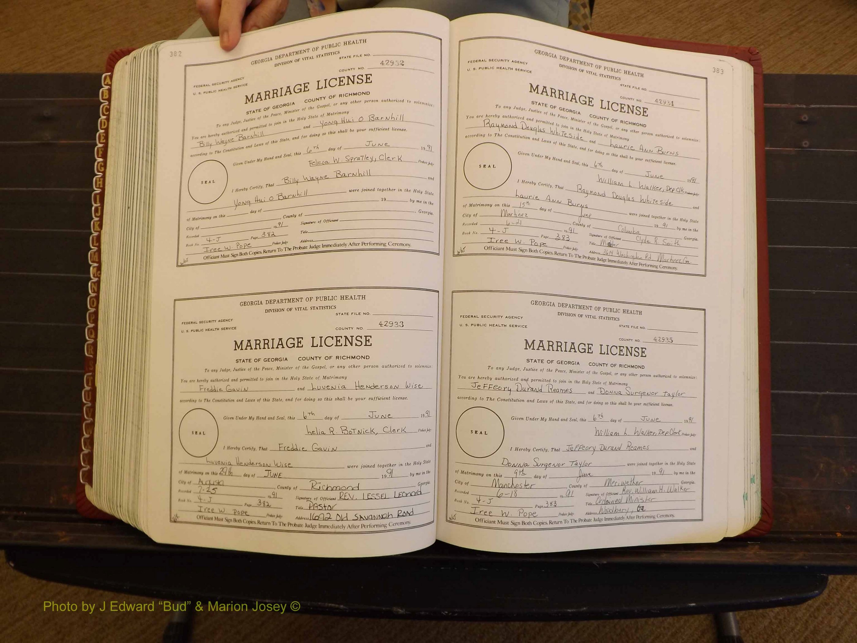 Richmond Marriages, 4J, 1990-1991 P 382-383.JPG