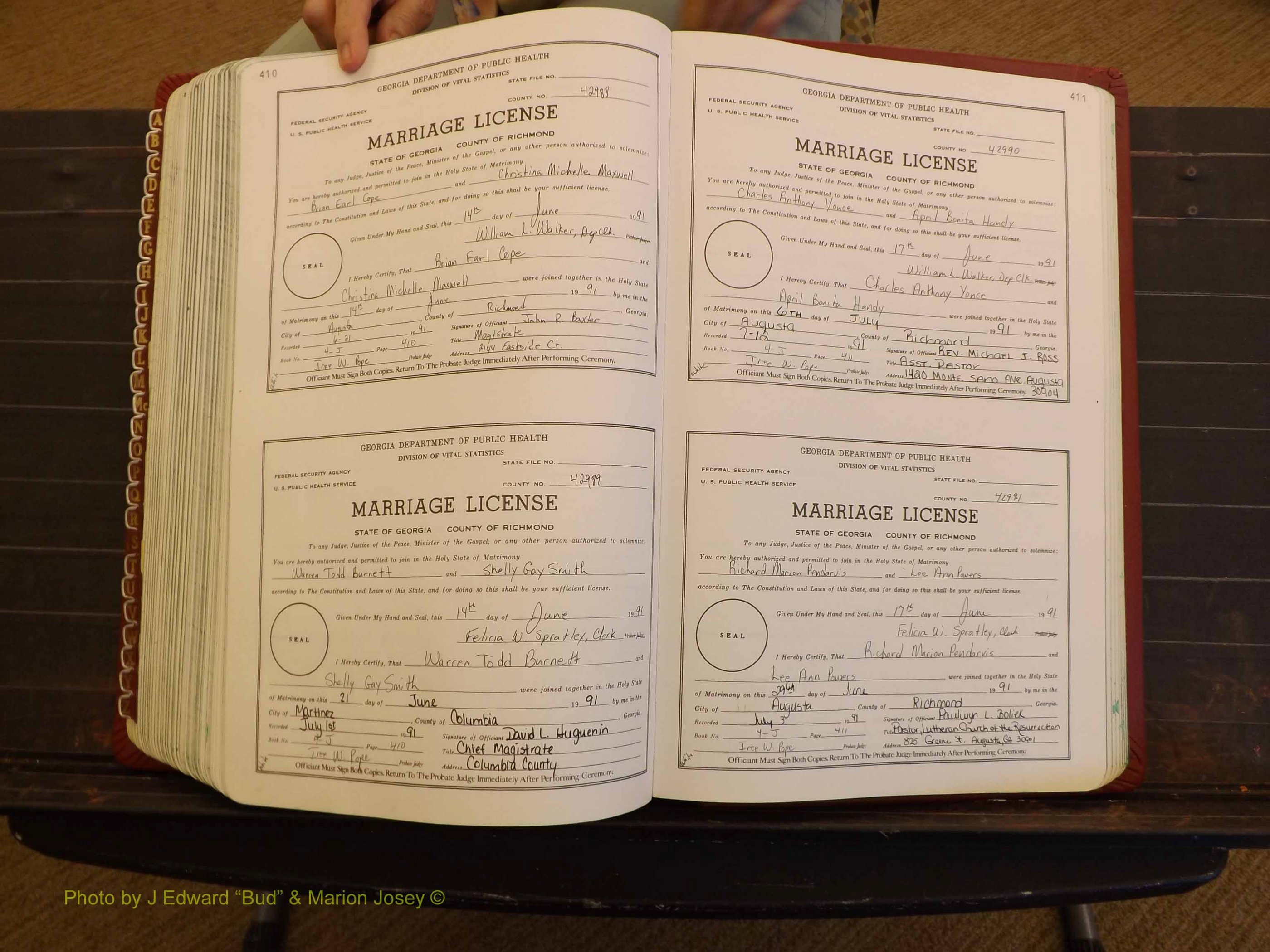 Richmond Marriages, 4J, 1990-1991 P 410-411.JPG