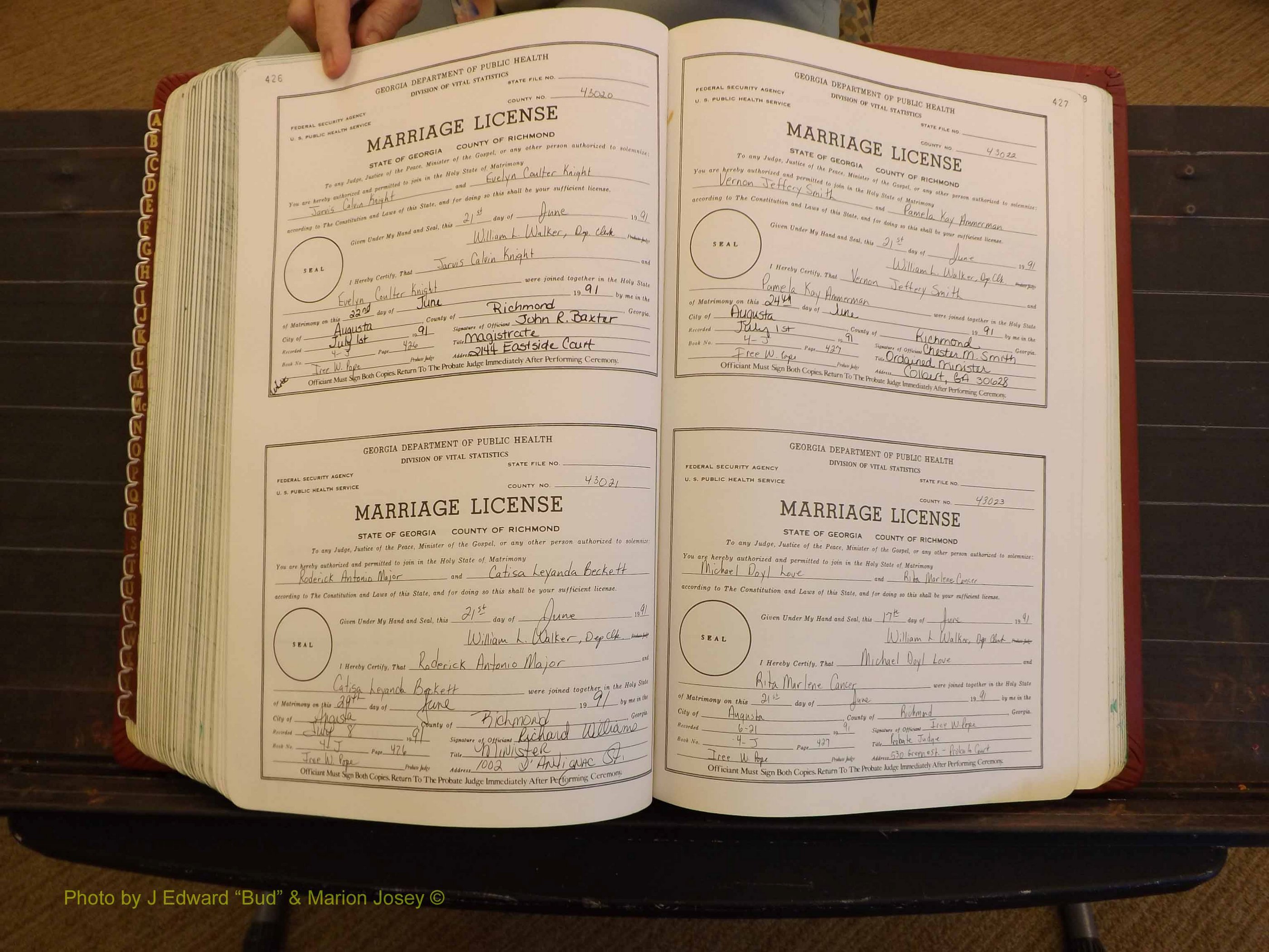 Richmond Marriages, 4J, 1990-1991 P 426-427.JPG