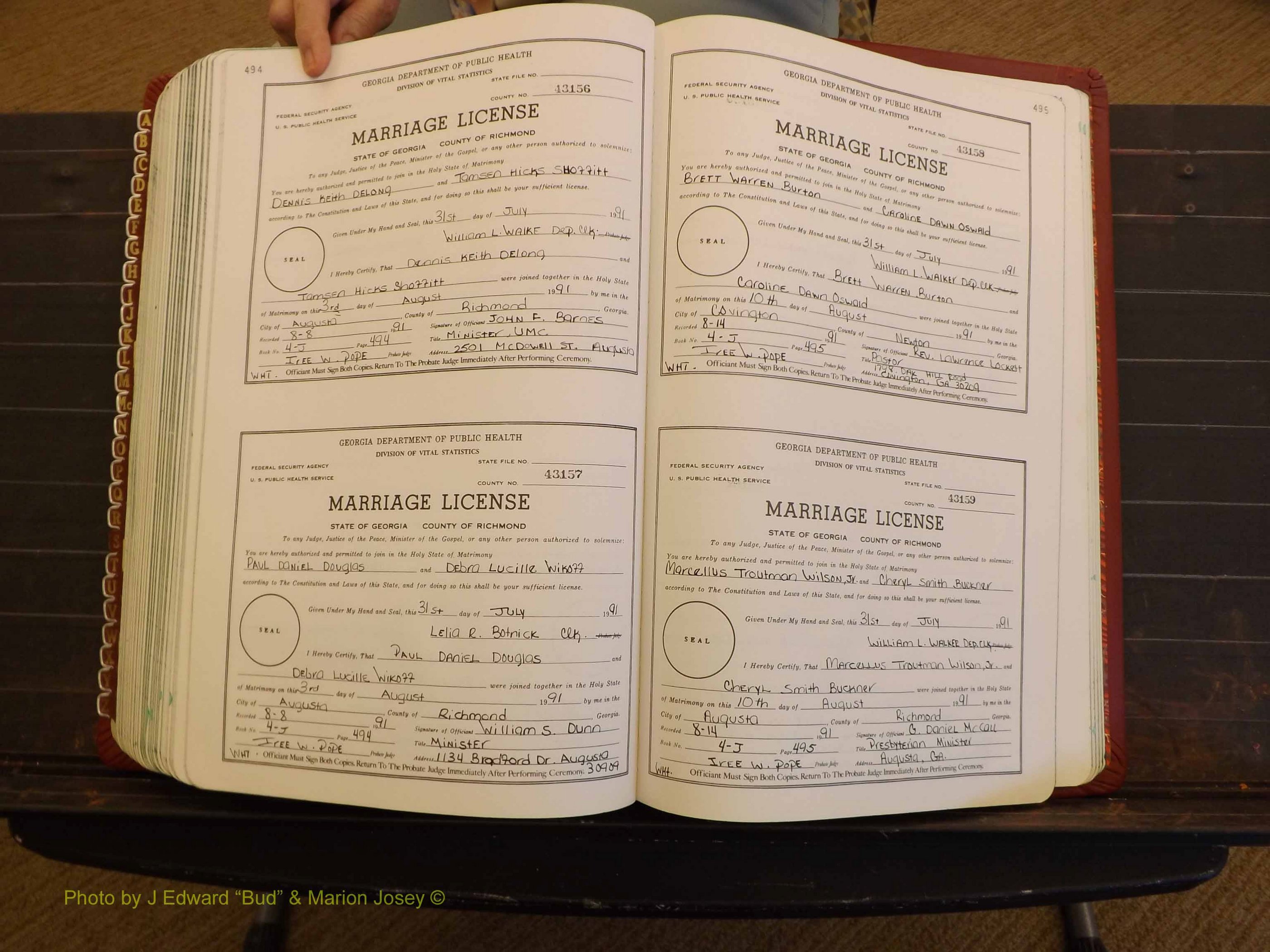 Richmond Marriages, 4J, 1990-1991 P 494-495.JPG