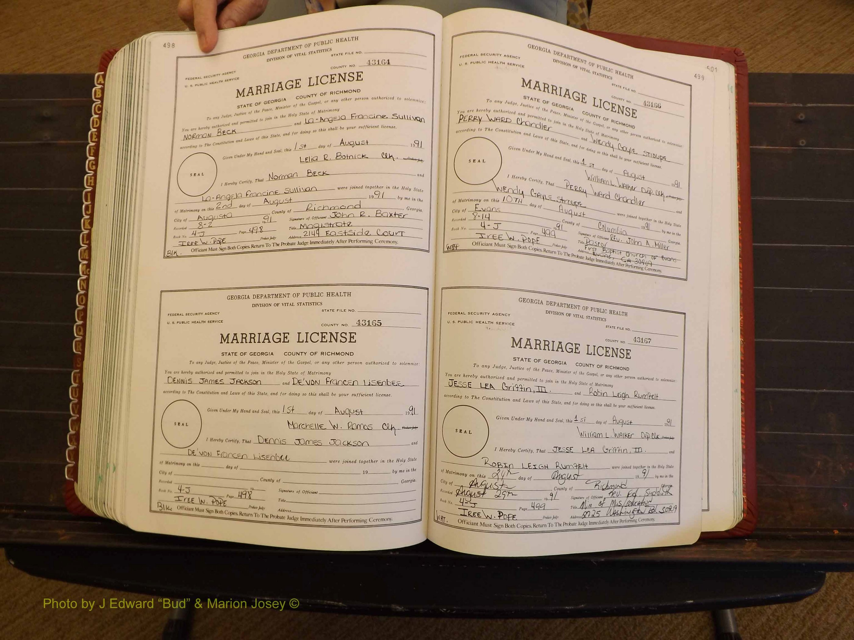 Richmond Marriages, 4J, 1990-1991 P 498-499.JPG