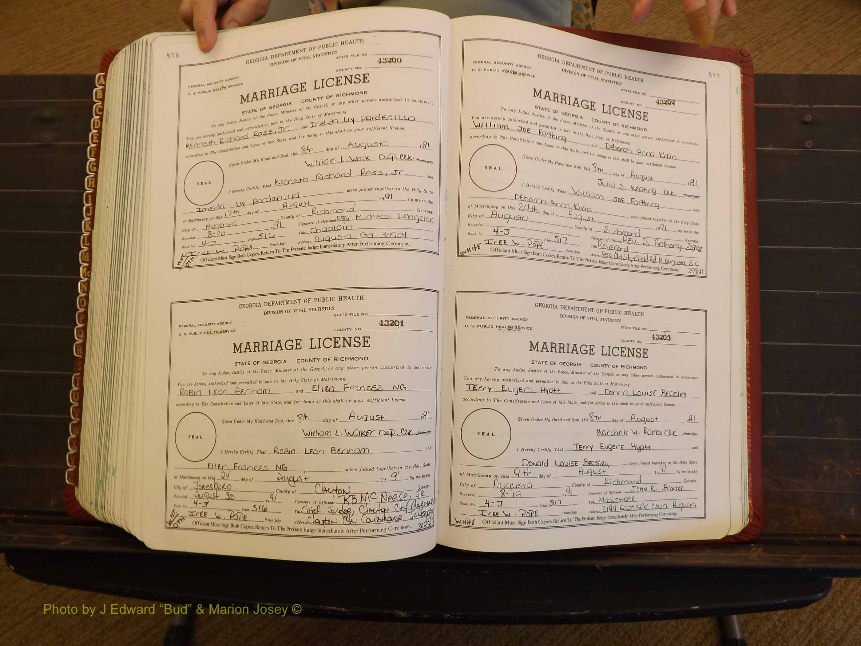 Richmond Marriages, 4J, 1990-1991 P 516-517.JPG