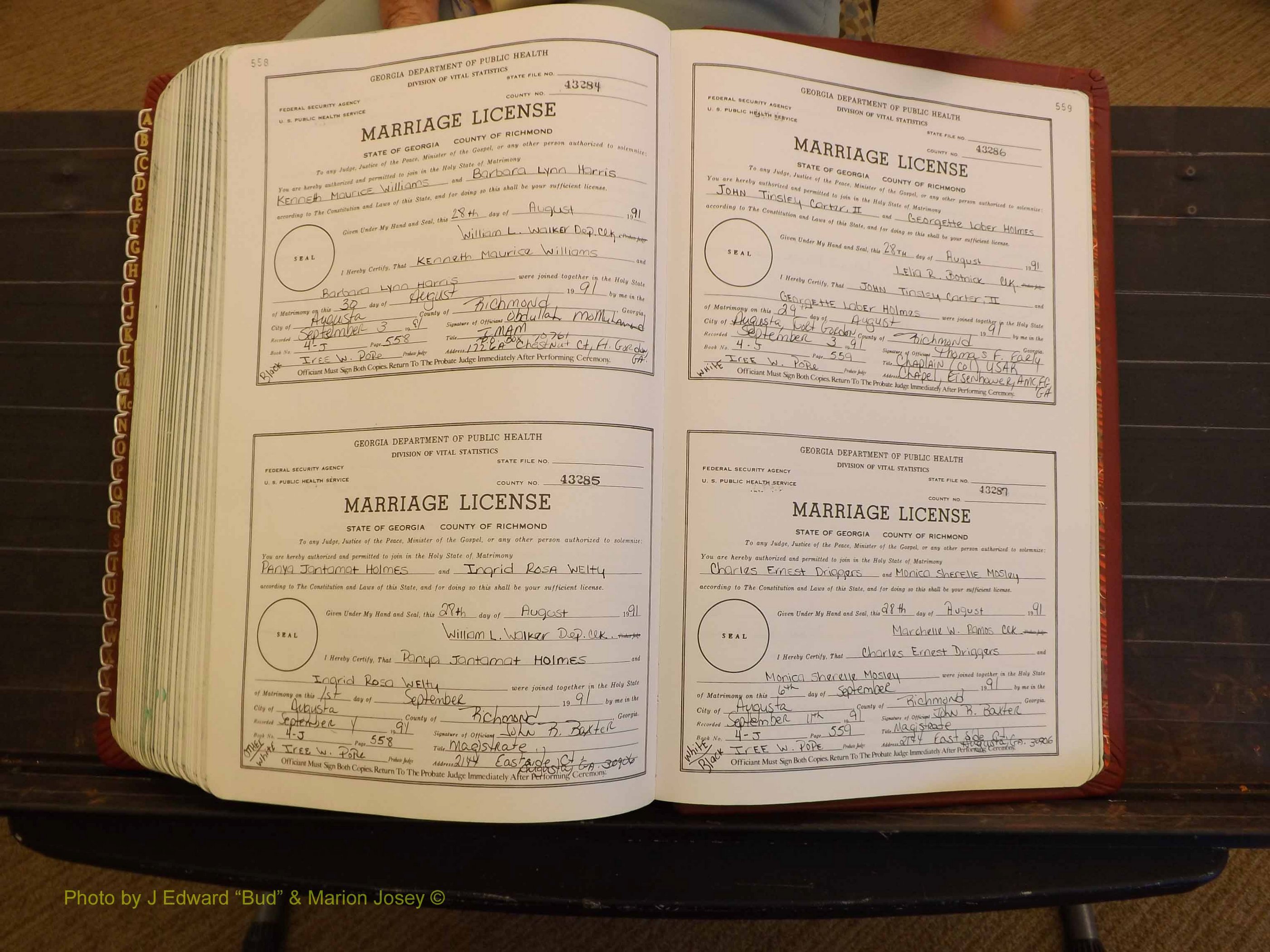 Richmond Marriages, 4J, 1990-1991 P 558-559.JPG