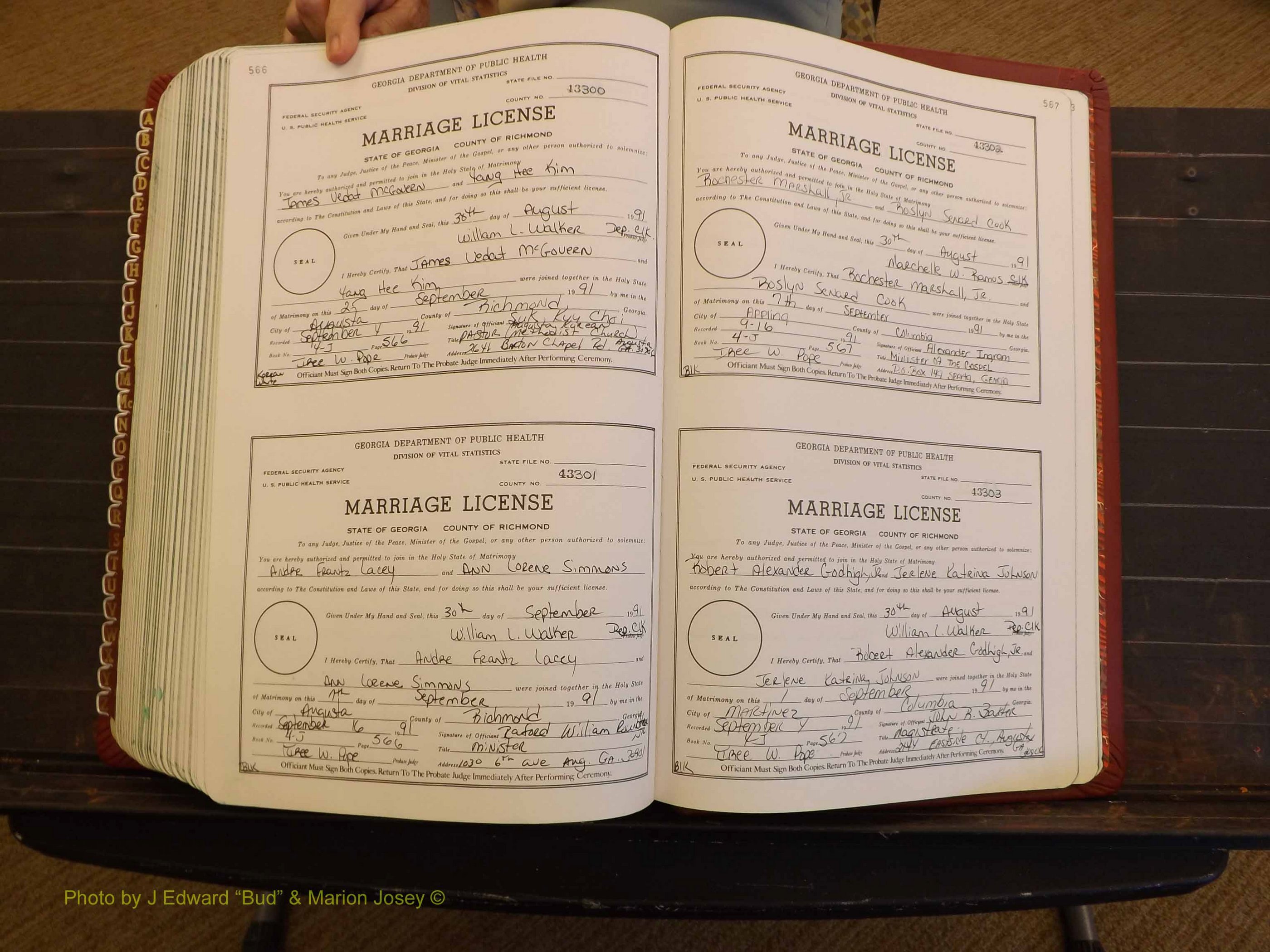 Richmond Marriages, 4J, 1990-1991 P 566-567.JPG