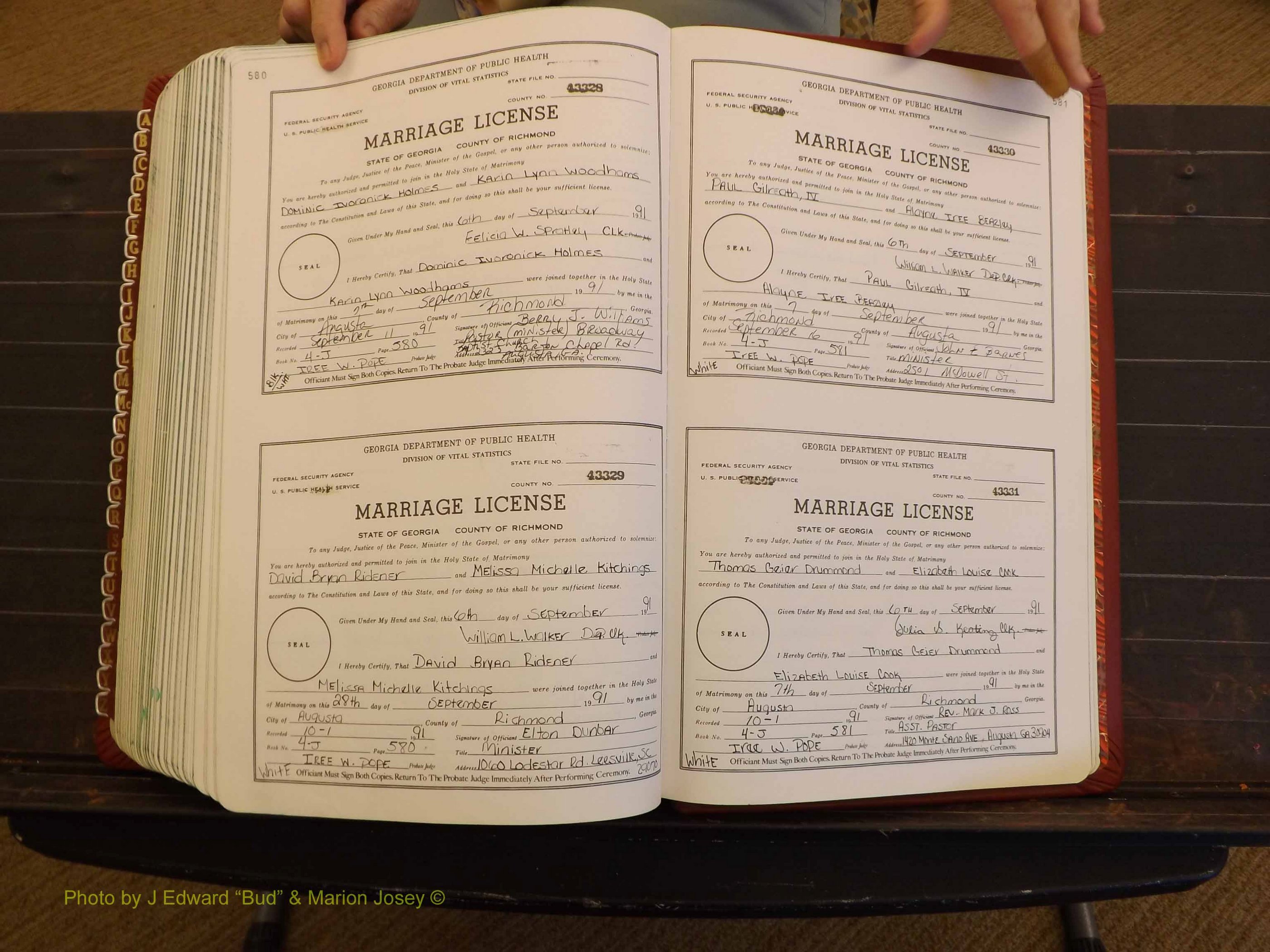 Richmond Marriages, 4J, 1990-1991 P 580-581.JPG