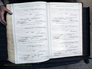 Dooly Co, GA, Marriages, Book, H, 1930-1944 pg 352-353.JPG