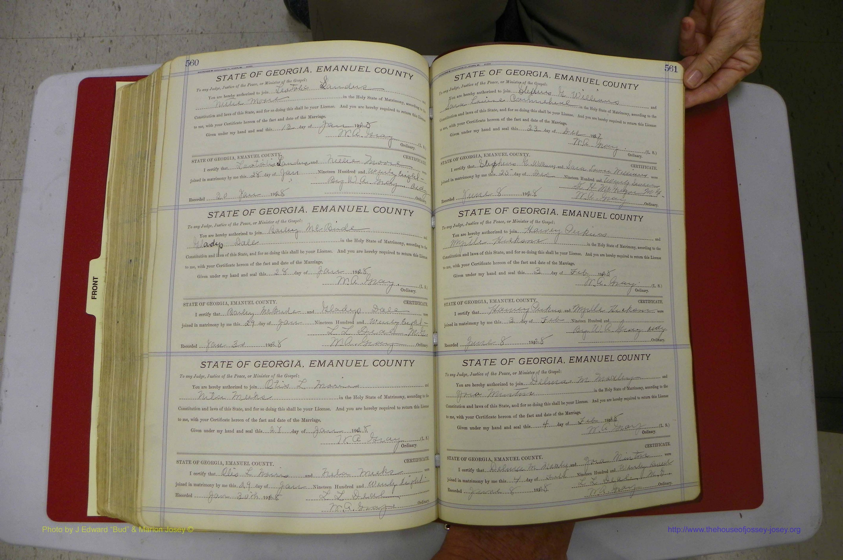 Emanuel Co, GA, Marriages Book E, 1915 - 1928, P 560-561.JPG