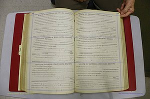 Emanuel Co, GA, Marriages Book E, 1915 - 1928, P 236-237.JPG