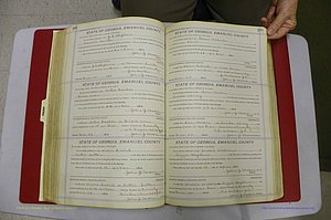 Emanuel Co, GA, Marriages Book E, 1915 - 1928, P 268-269.JPG