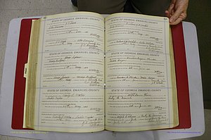 Emanuel Co, GA, Marriages Book E, 1915 - 1928, P 322-323.JPG