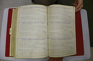 Emanuel Co, GA, Marriages Book E, 1915 - 1928, P 574-575.JPG