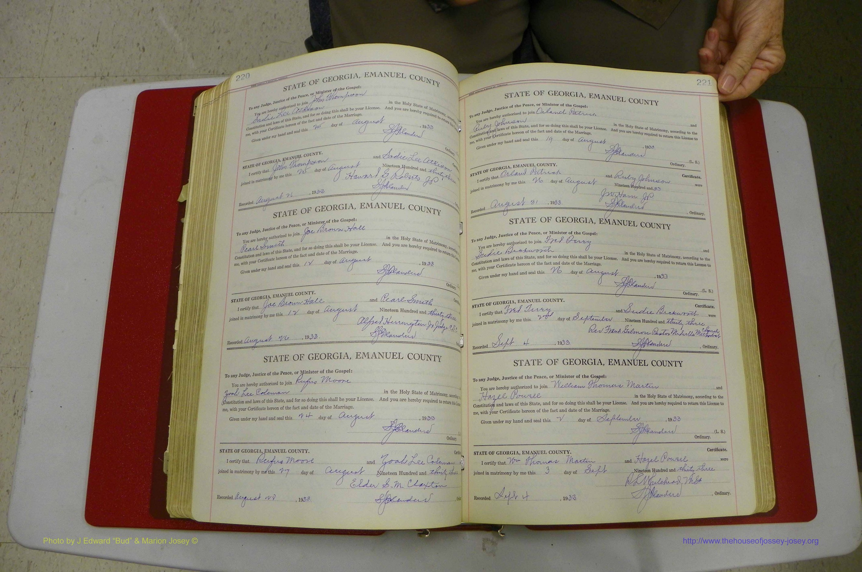 Emanuel Co, GA, Marriages Book G, 1928 - 1940, White, P 220-221.JPG