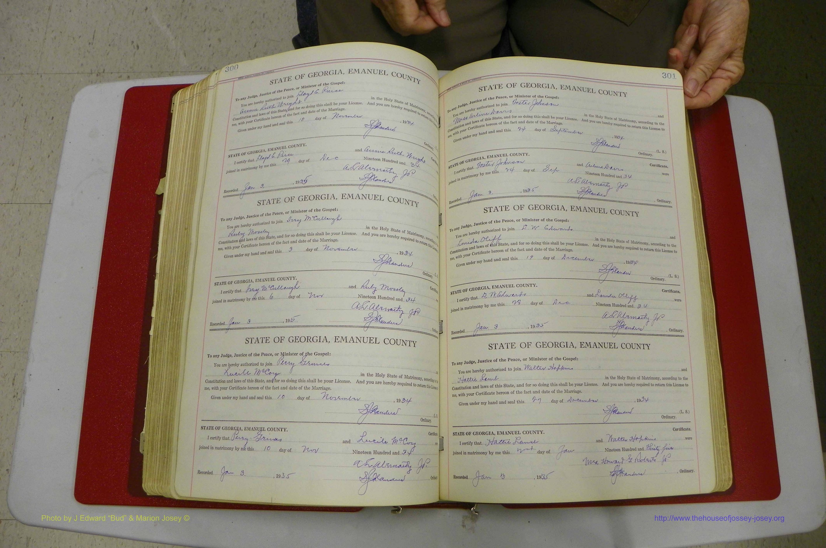 Emanuel Co, GA, Marriages Book G, 1928 - 1940, White, P 300-301.JPG