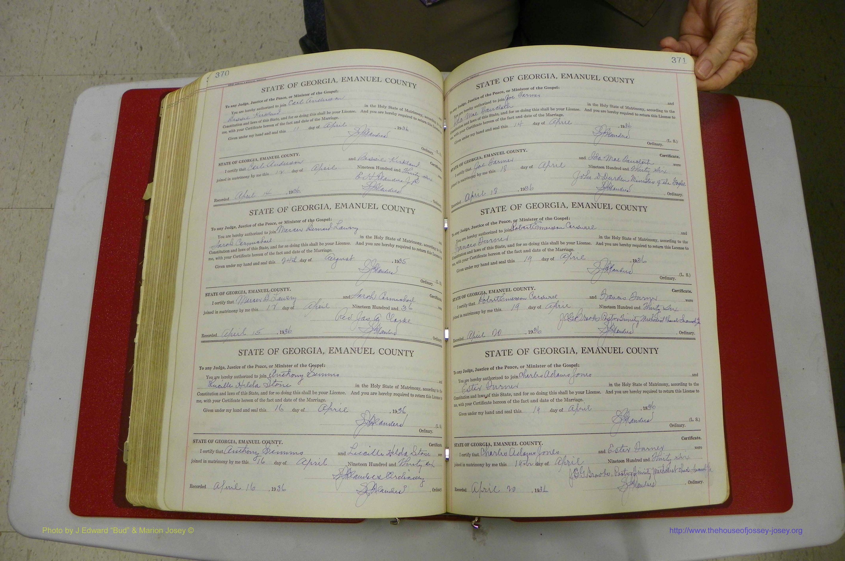 Emanuel Co, GA, Marriages Book G, 1928 - 1940, White, P 370-371.JPG