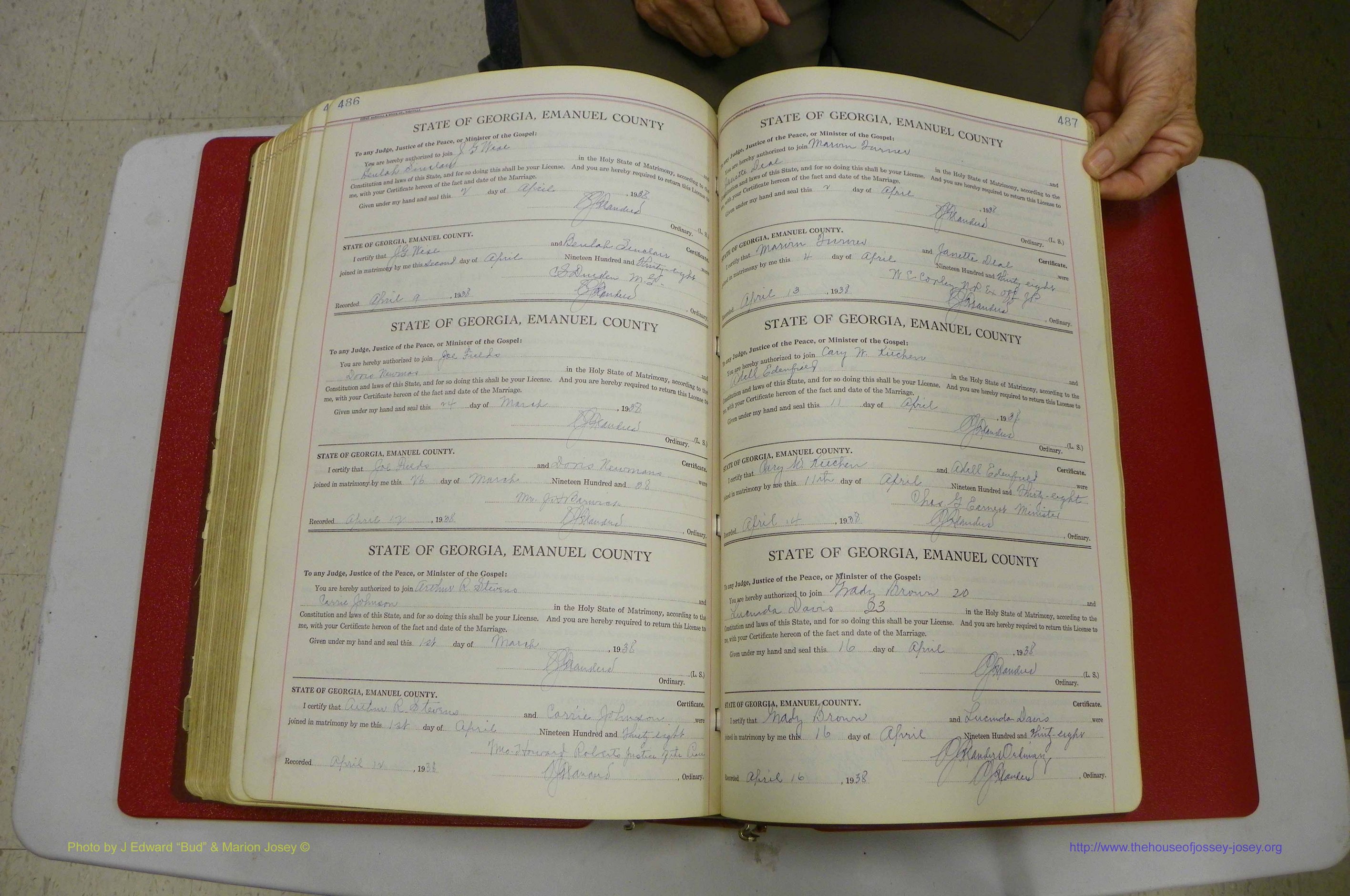 Emanuel Co, GA, Marriages Book G, 1928 - 1940, White, P 486-487.JPG