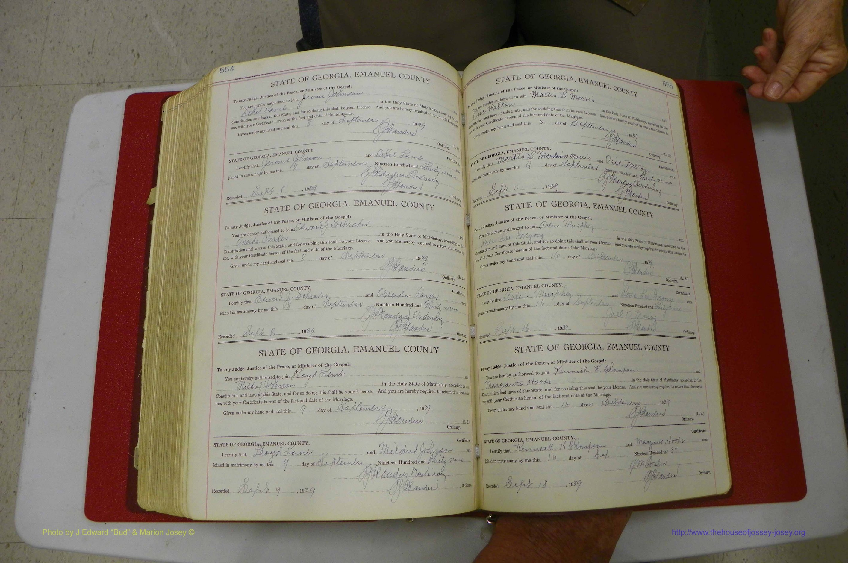 Emanuel Co, GA, Marriages Book G, 1928 - 1940, White, P 554-555.JPG