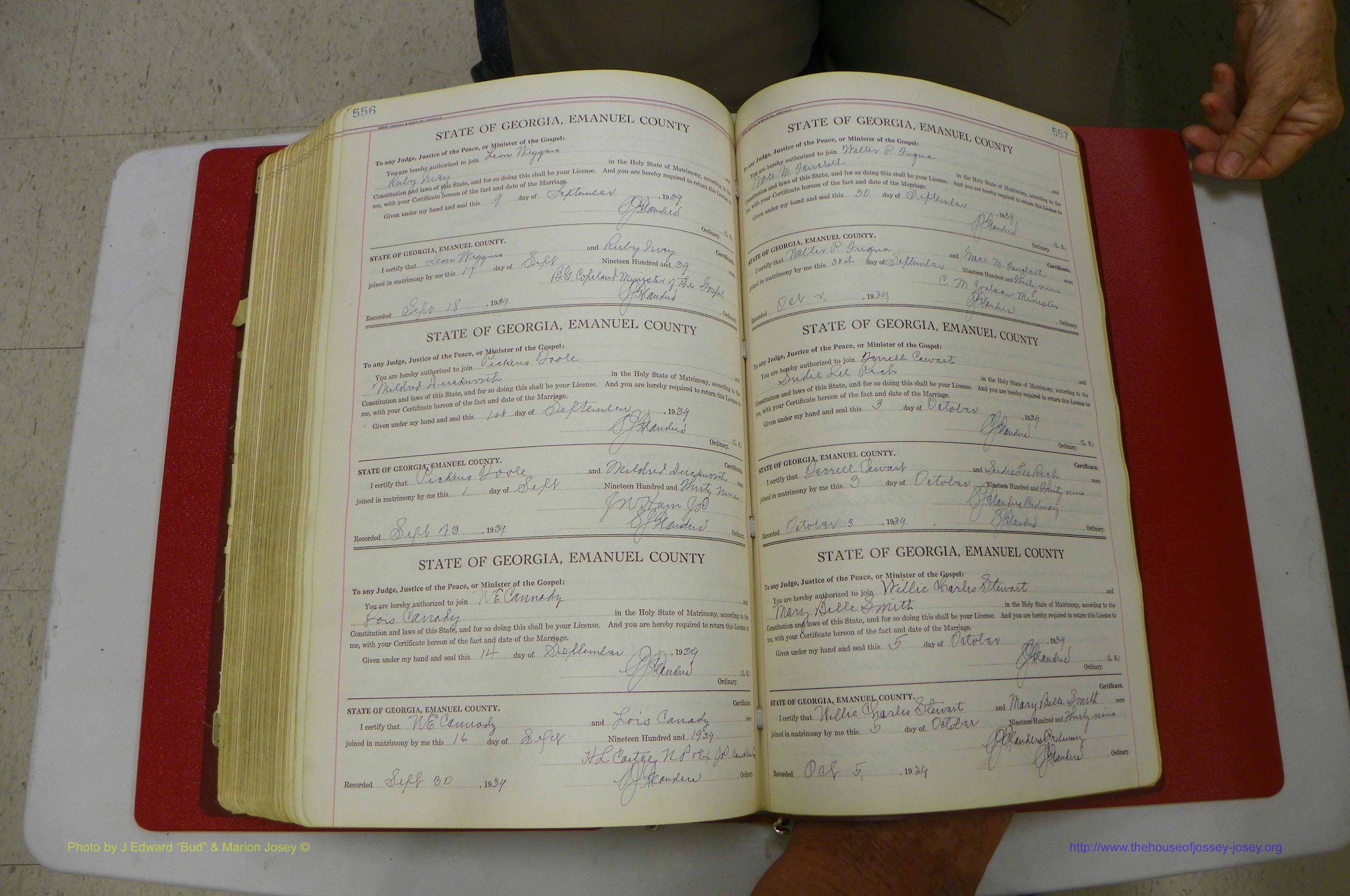 Emanuel Co, GA, Marriages Book G, 1928 - 1940, White, P 556-557.JPG