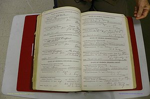 Emanuel Co, GA, Marriages Book G, 1928 - 1940, White, P 146-147.JPG