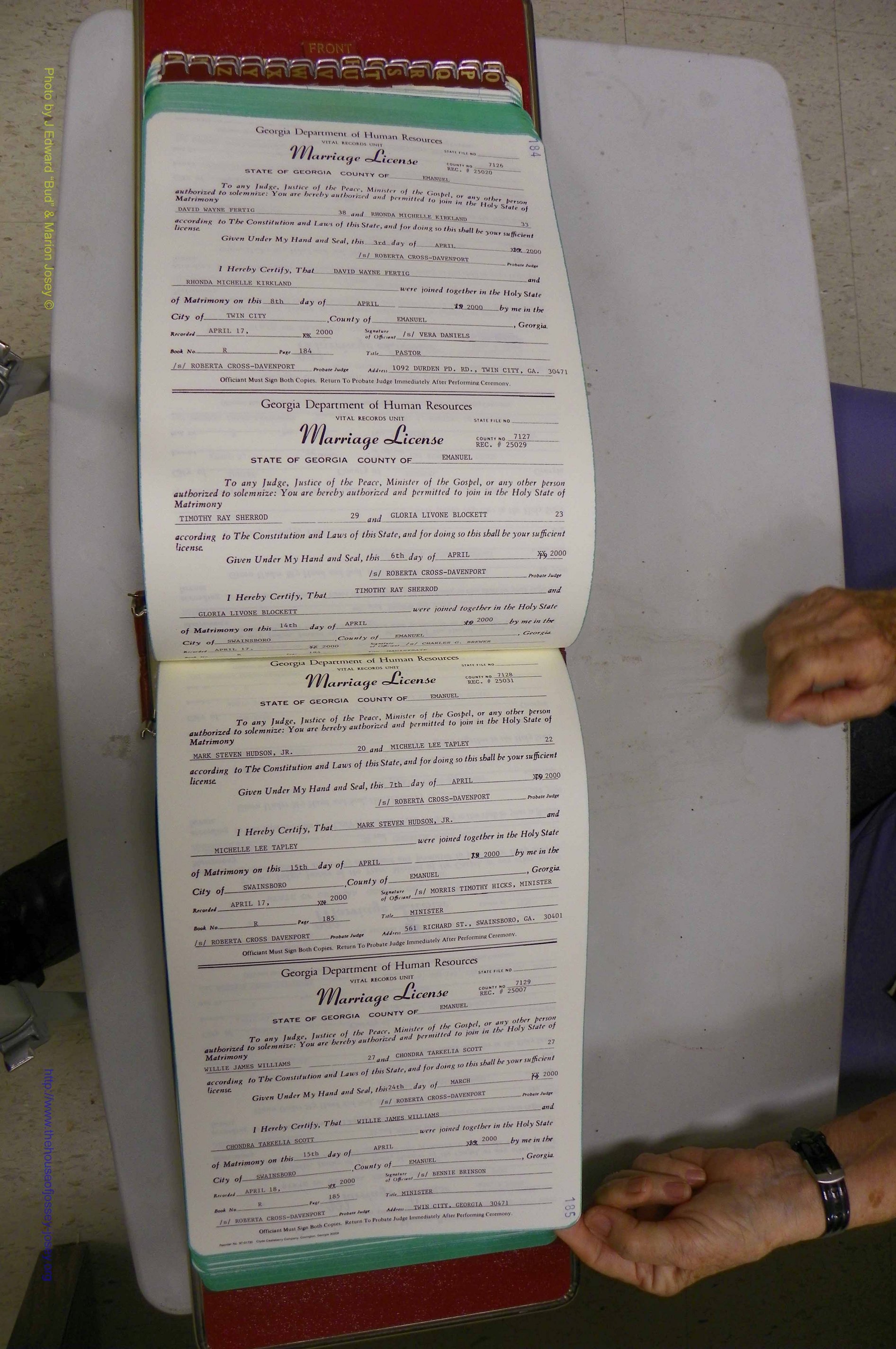 Emanuel Co, GA, Marriages Book R, 1898 - 2003, P 184-185.JPG