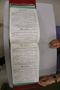 Emanuel Co, GA, Marriages Book R, 1898 - 2003, P 184-185.JPG