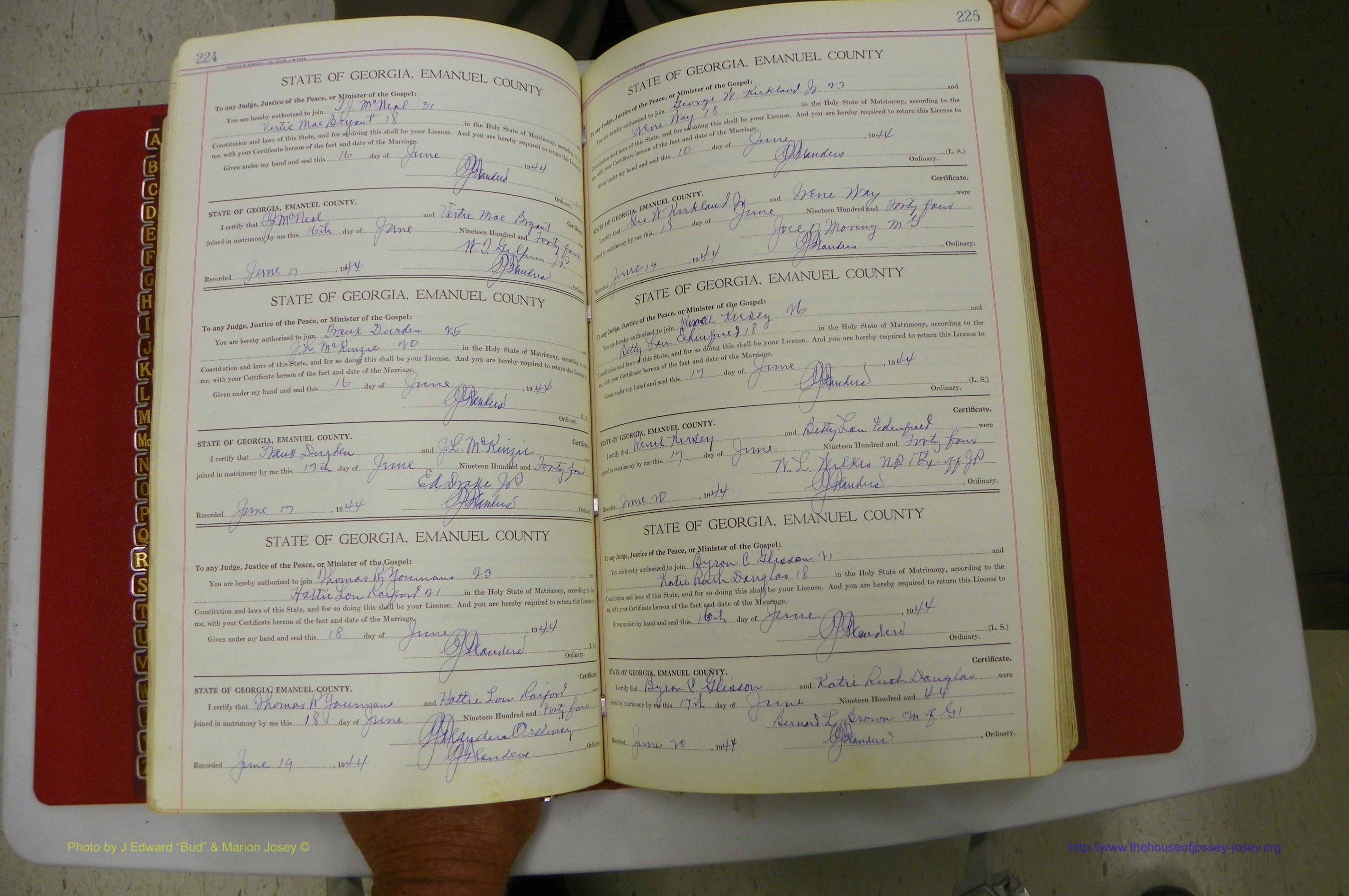 Emanuel Co, Ga, Marriages Book I, 1940 - 1949, White, P 224-225.JPG