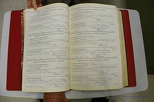 Emanuel Co, Ga, Marriages Book I, 1940 - 1949, White, P 030-031.JPG