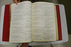 Emanuel Co, Ga, Marriages Book I, 1940 - 1949, White, P 082-083.JPG