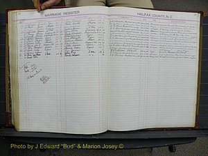 Halifax Marriage Book 10, 1923-1931 P 069.JPG