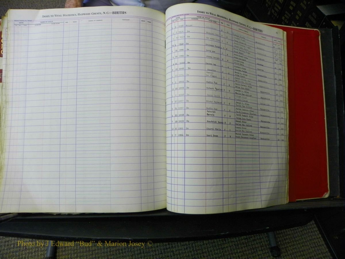Haywood Births, H-Z, 1939 + 326.JPG