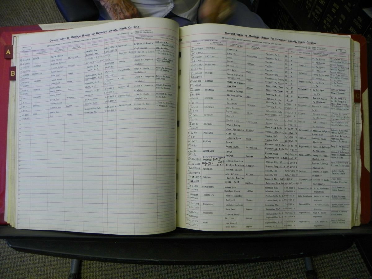Haywood Marriage Index, 1850- A-E 1939-1978 489.JPG
