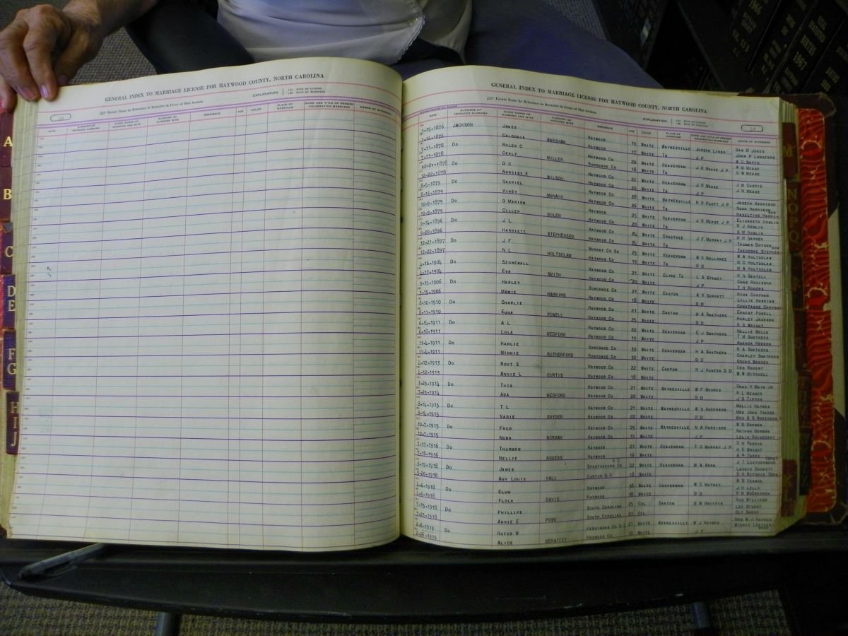 Haywood Marriage Index, 1850- A-E 1939-1978 104.JPG