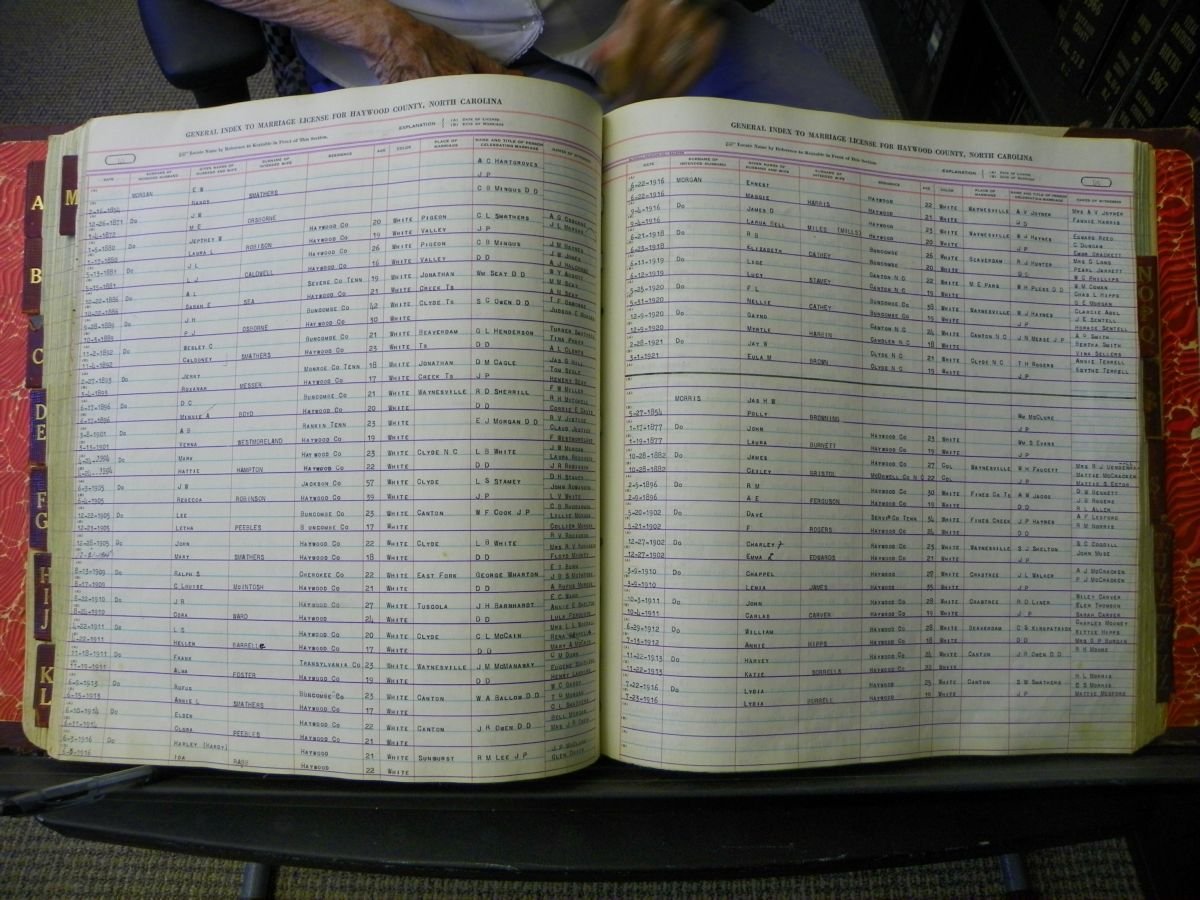 Haywood Marriage Index, 1850- A-E 1939-1978 151.JPG