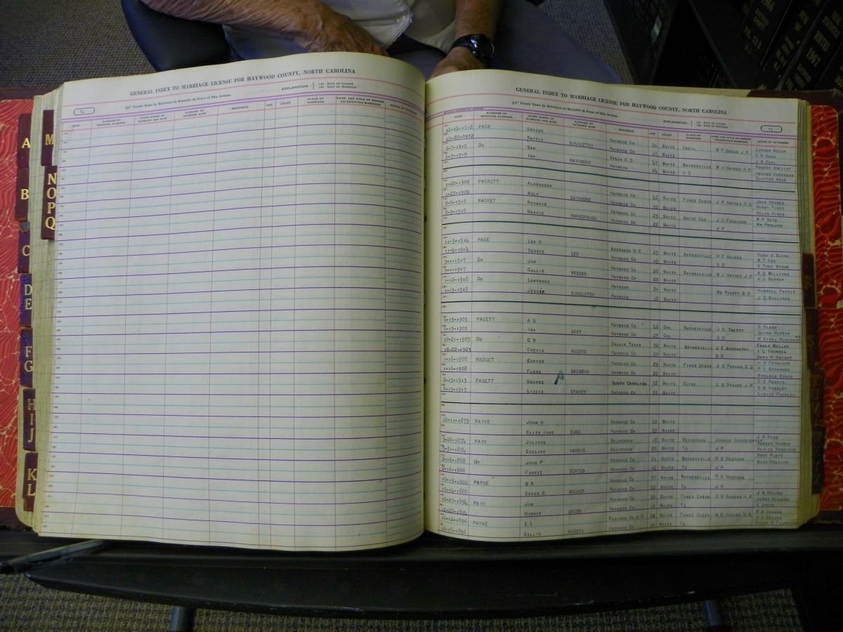 Haywood Marriage Index, 1850- A-E 1939-1978 165.JPG