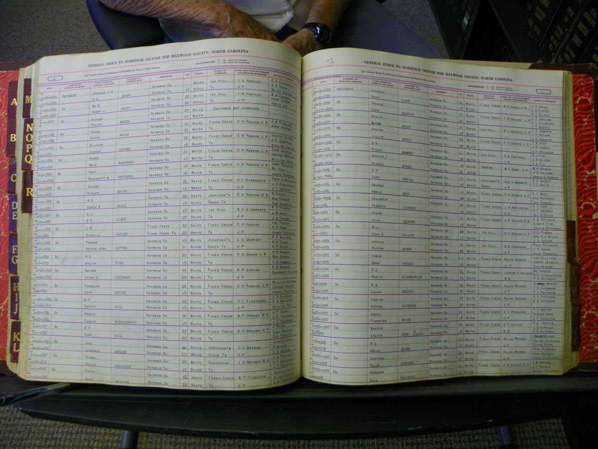 Haywood Marriage Index, 1850- A-E 1939-1978 183.JPG