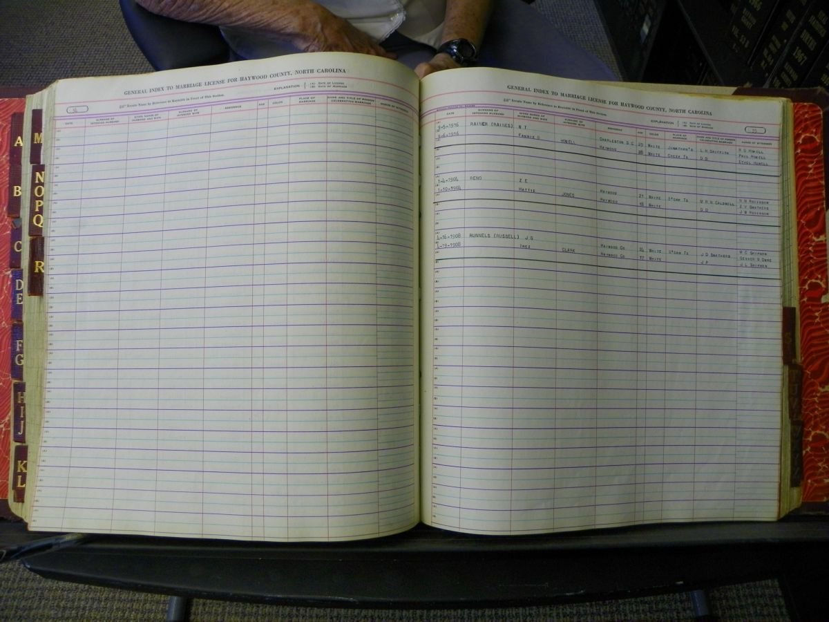 Haywood Marriage Index, 1850- A-E 1939-1978 197.JPG