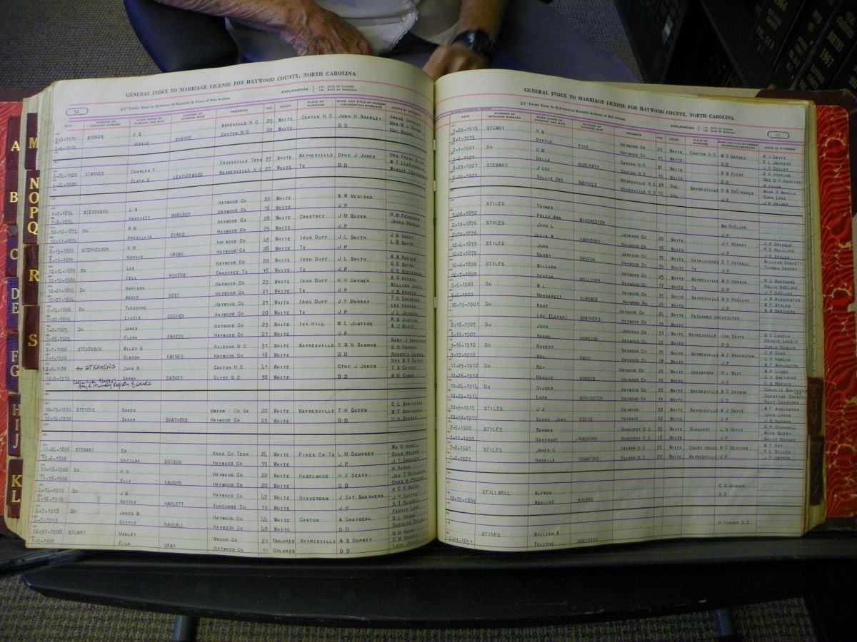 Haywood Marriage Index, 1850- A-E 1939-1978 216.JPG