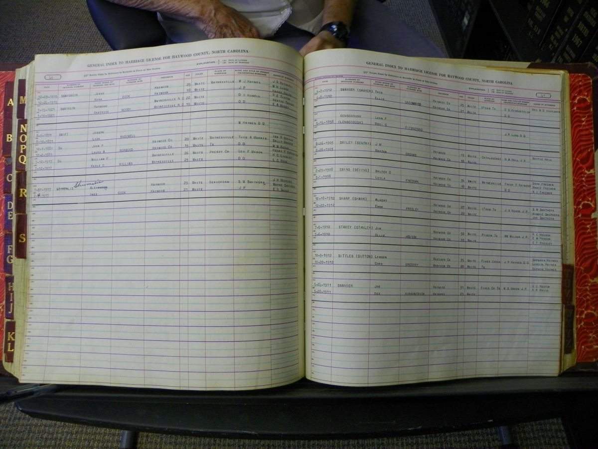 Haywood Marriage Index, 1850- A-E 1939-1978 220.JPG