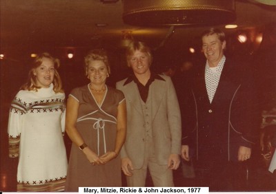 Ja, Mary, Mitzie, Rickie & John Jackson, 1977.jpg