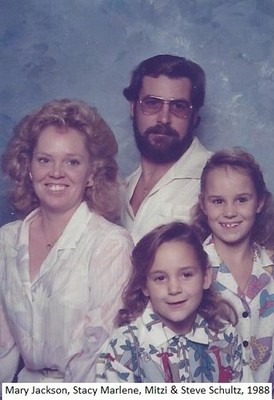 Ja, Steve, Mary Elaine Jackson, Stacy Marlene & Mitzi Schultz, 1988.jpg