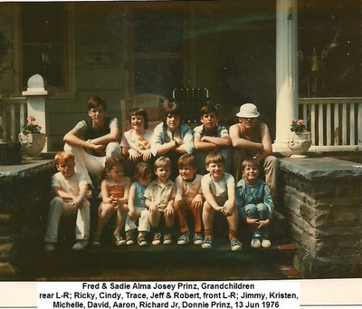 Pr, Fred & Alma Josey Prinz, Grandchildren 1976.jpg